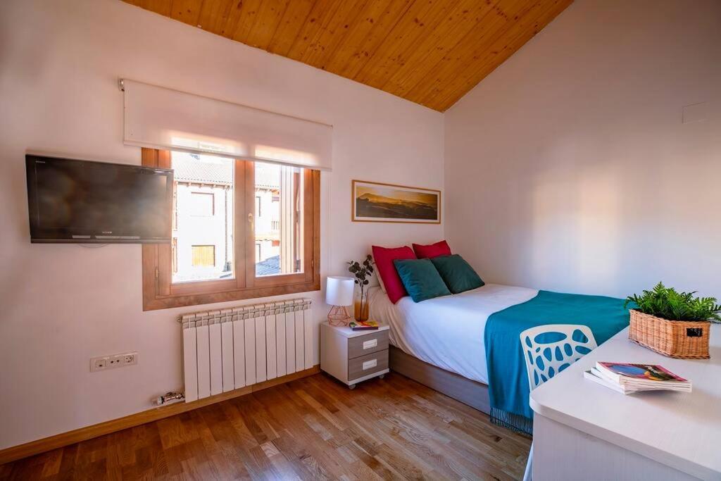 דירות Villanúa Casa Nieves מראה חיצוני תמונה