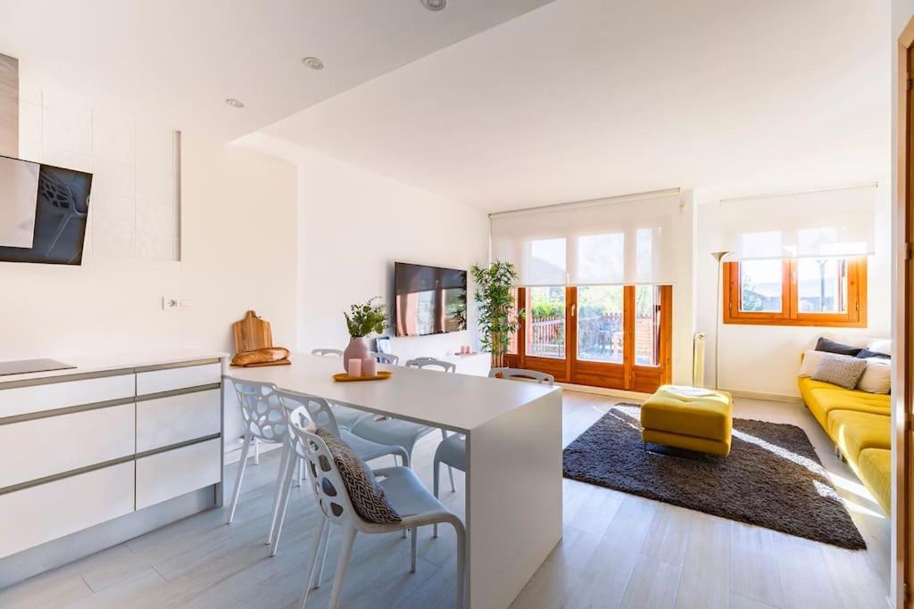 דירות Villanúa Casa Nieves מראה חיצוני תמונה