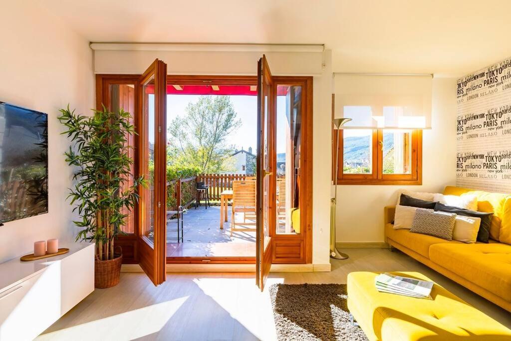 דירות Villanúa Casa Nieves מראה חיצוני תמונה